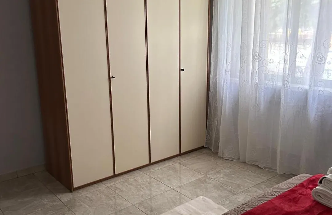 B&B Saval-1